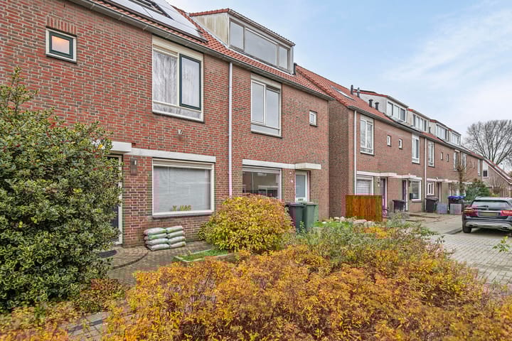 Foto 2 van Bernadettegang 24