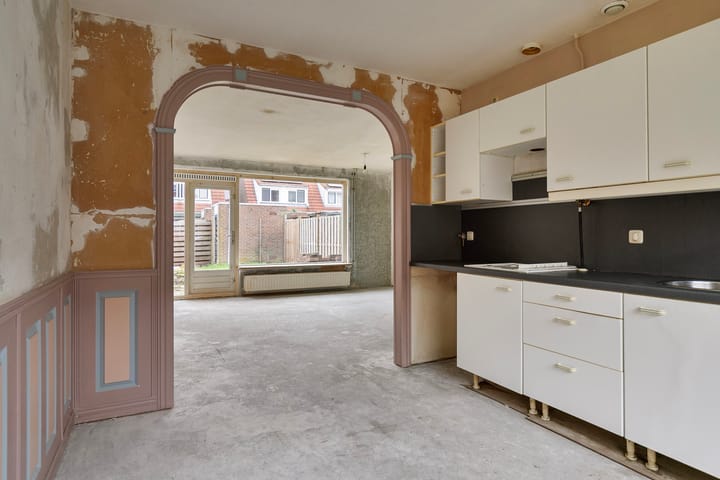 Foto 13 van Bernadettegang 24