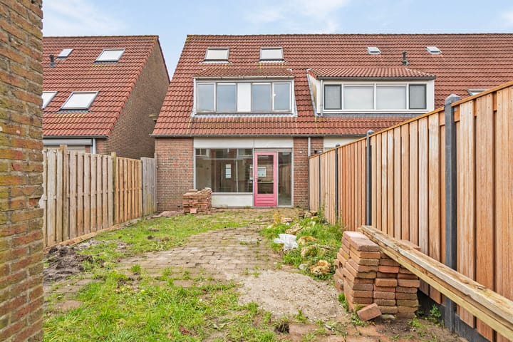 Foto 31 van Bernadettegang 24