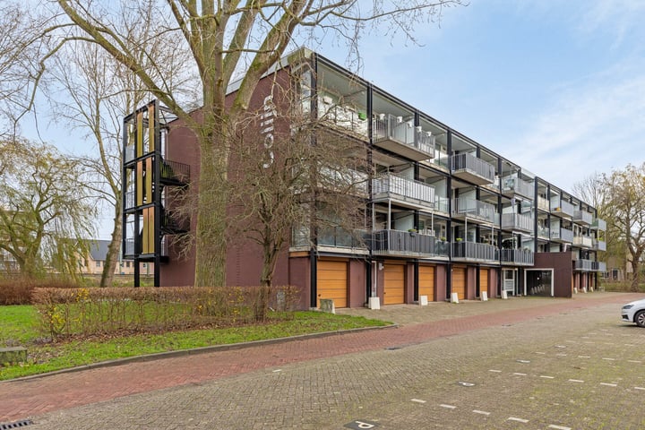 View photo 7 of Colijnlaan 2