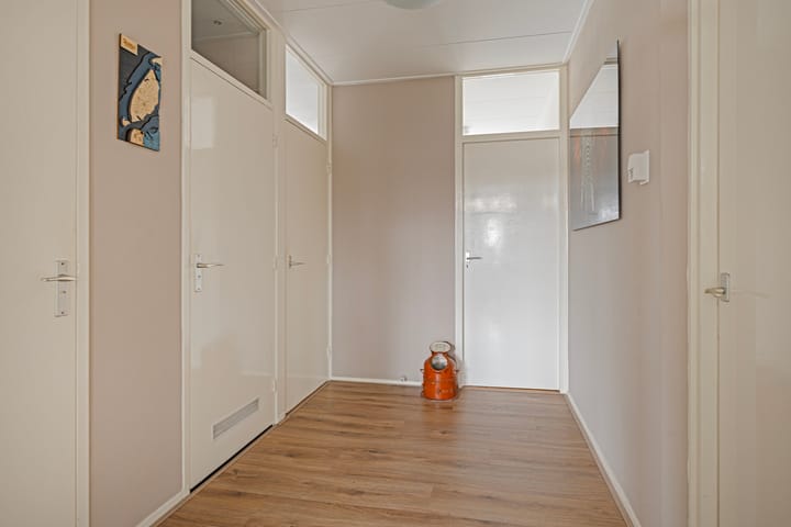 Photo 12 of Colijnlaan 2