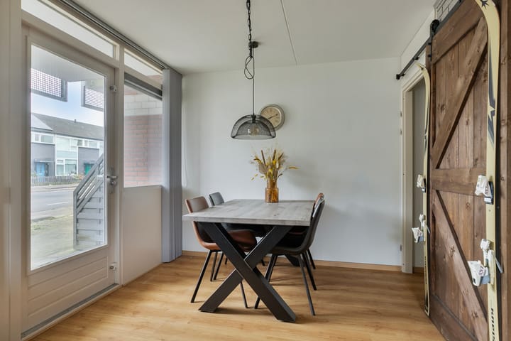 Foto 5 van Leharstraat 6-A