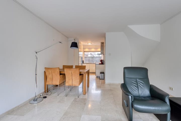 Foto 9 van Het Binnenhof 3