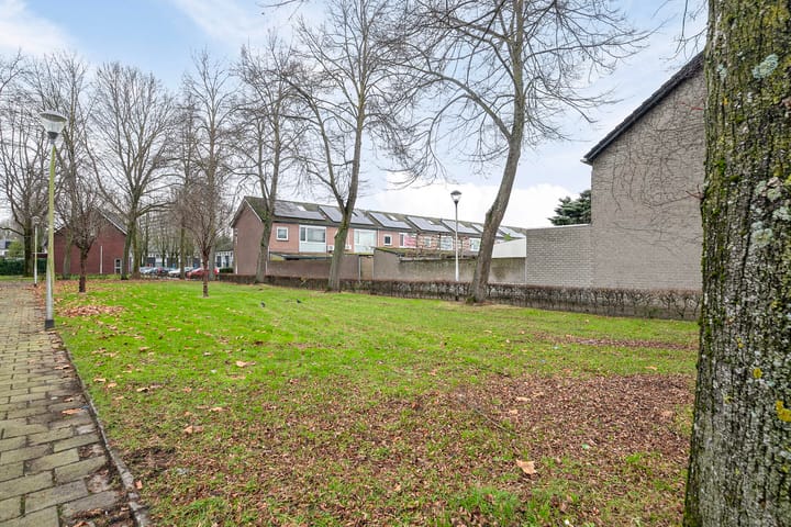 Foto 16 van Leharstraat 6-A