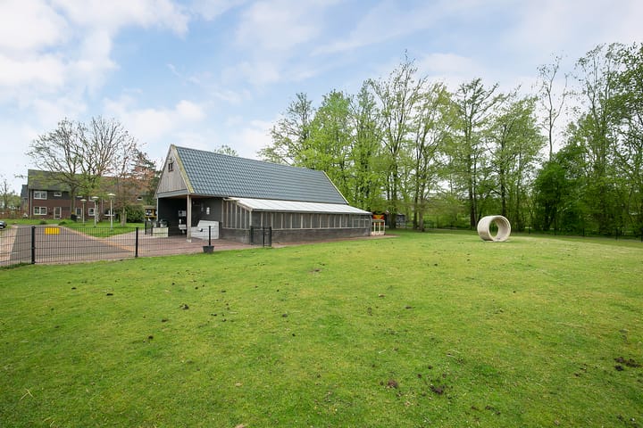 Foto 33 van Broeder Quirinuslaan 18