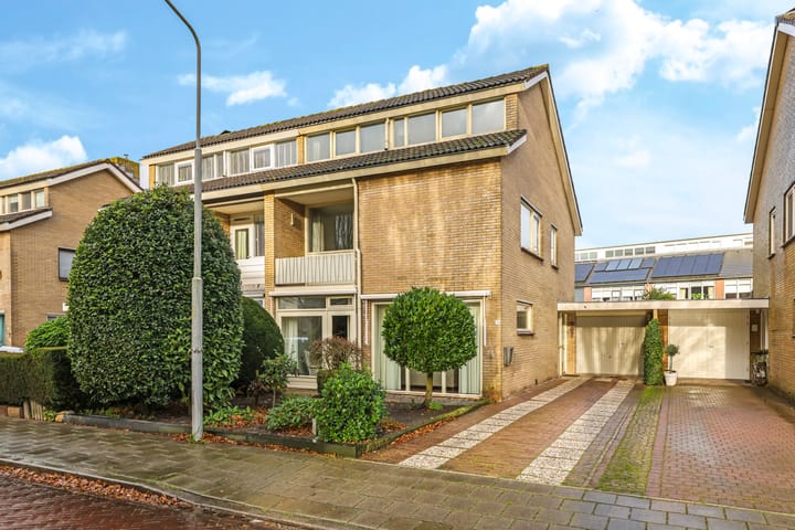 Photo 1 of Beneluxstraat 9