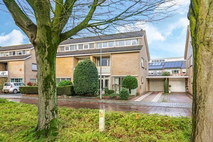 Photo 10 of Beneluxstraat 9