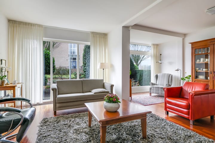 Photo 21 of Beneluxstraat 9