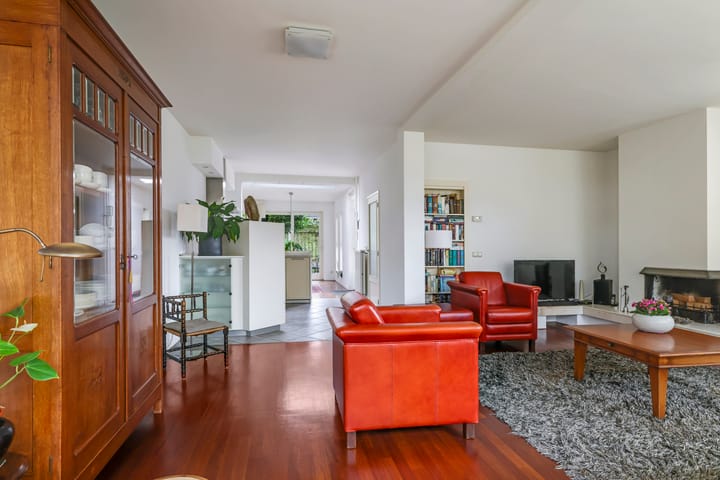 Photo 23 of Beneluxstraat 9