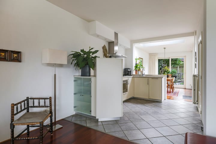 Photo 24 of Beneluxstraat 9