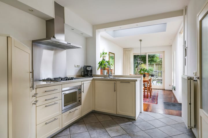 Photo 25 of Beneluxstraat 9