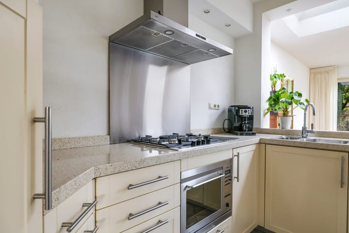 Photo 26 of Beneluxstraat 9