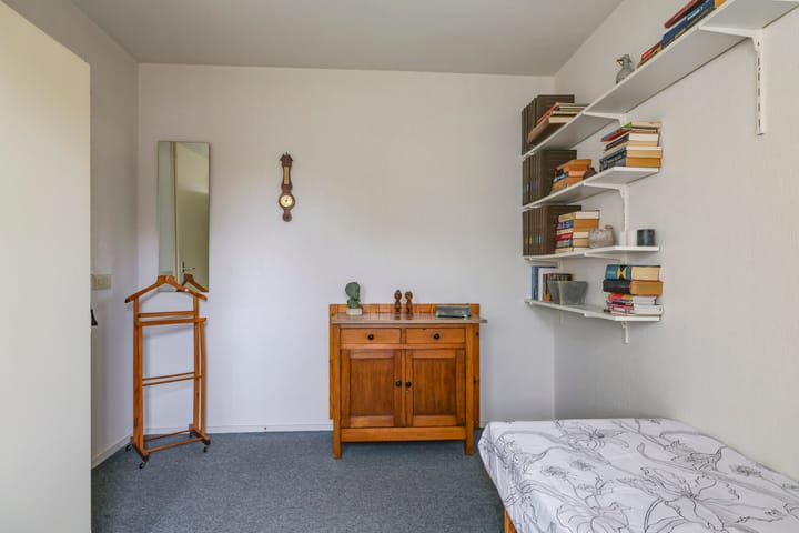 Photo 44 of Beneluxstraat 9