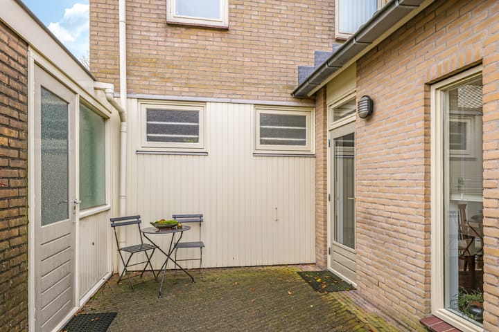 Photo 55 of Beneluxstraat 9