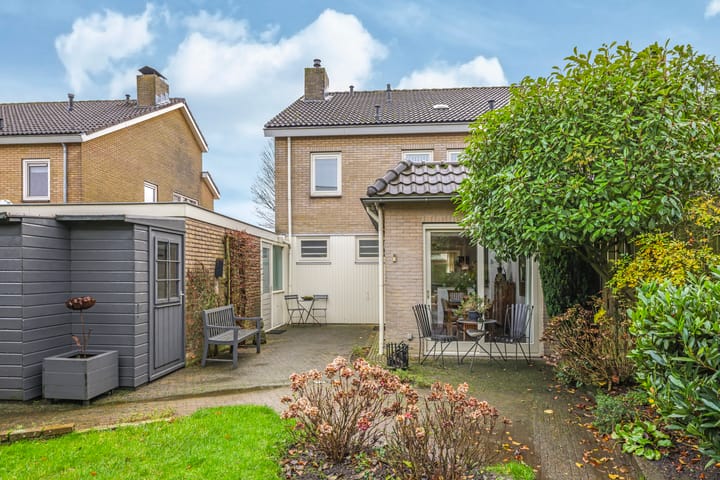 Photo 58 of Beneluxstraat 9