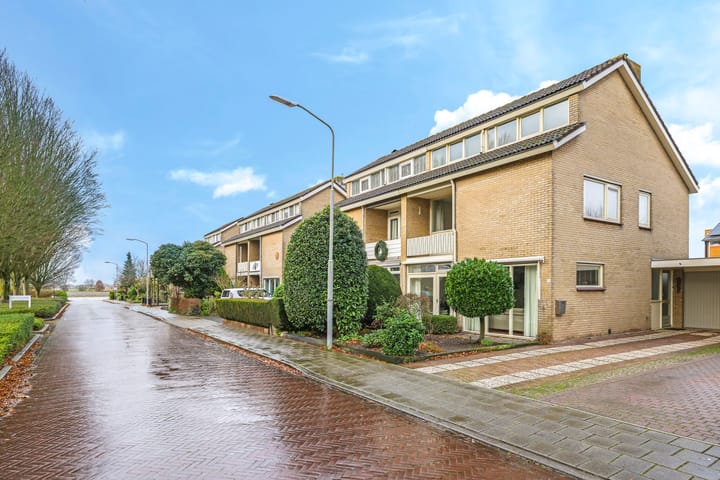 Photo 71 of Beneluxstraat 9