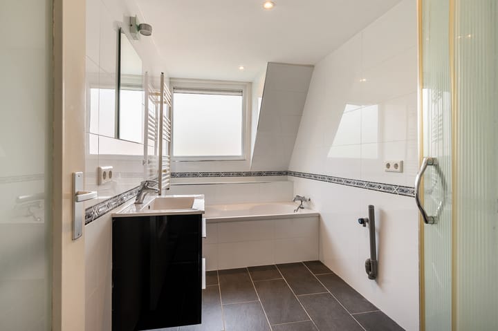 Foto 20 van Nieuwe Maasstraat 90-B