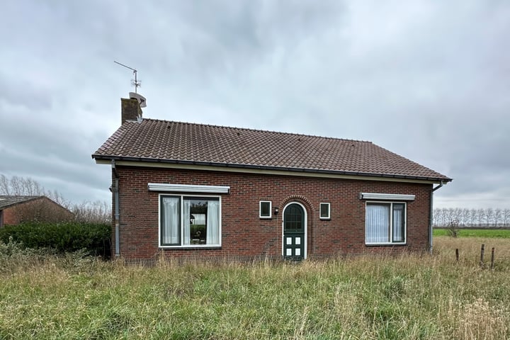 View photo 7 of Langeweg 13-A