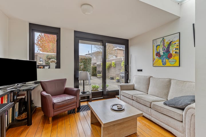 Foto 10 van Ridderstraat 141