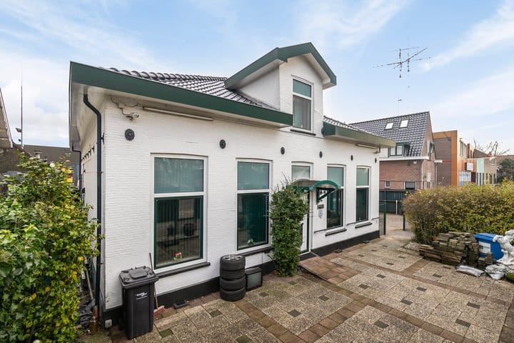 Photo 4 of Overschieseweg 74