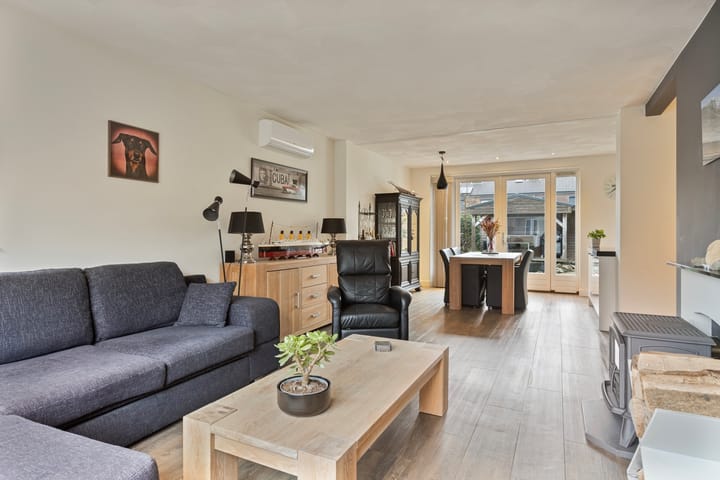 Foto 6 van Jan van Amstelstraat 4