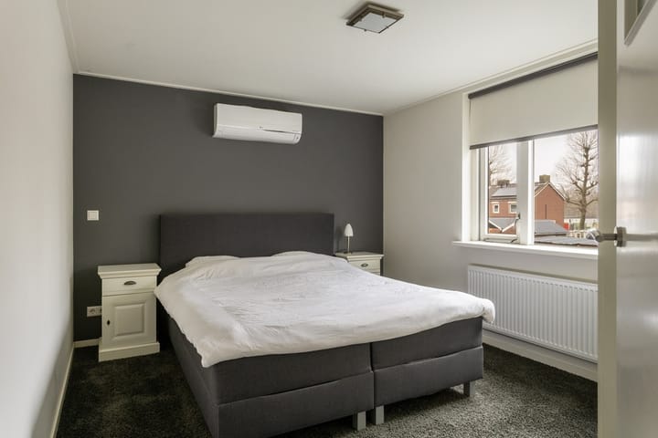 Foto 17 van Jan van Amstelstraat 4