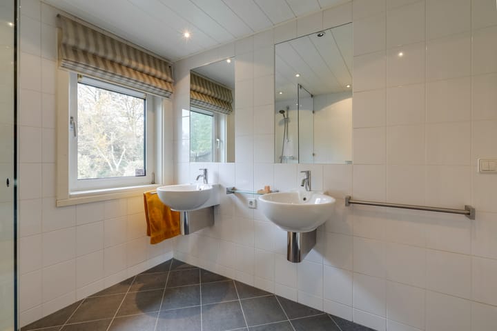 Foto 26 van van Galenlaan 10