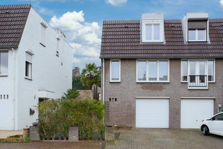 Bekijk foto 1 van Dokter Schepelstraat 32