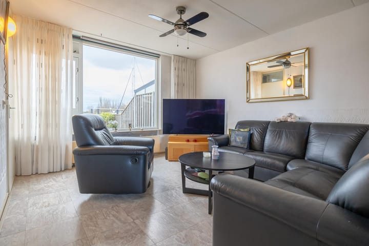 Foto 13 van Bassingracht 146