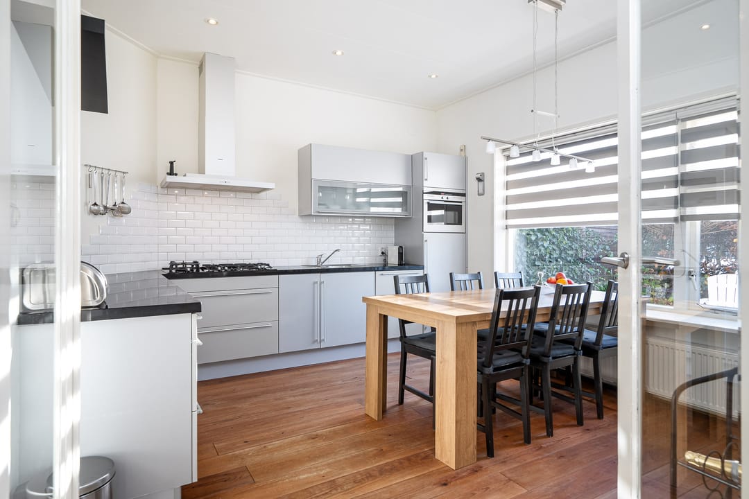 Photo 2 of Carel van Manderstraat 52