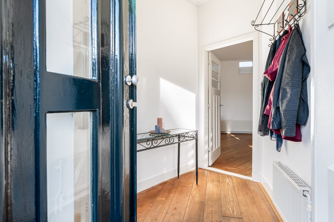 Photo 13 of Carel van Manderstraat 52