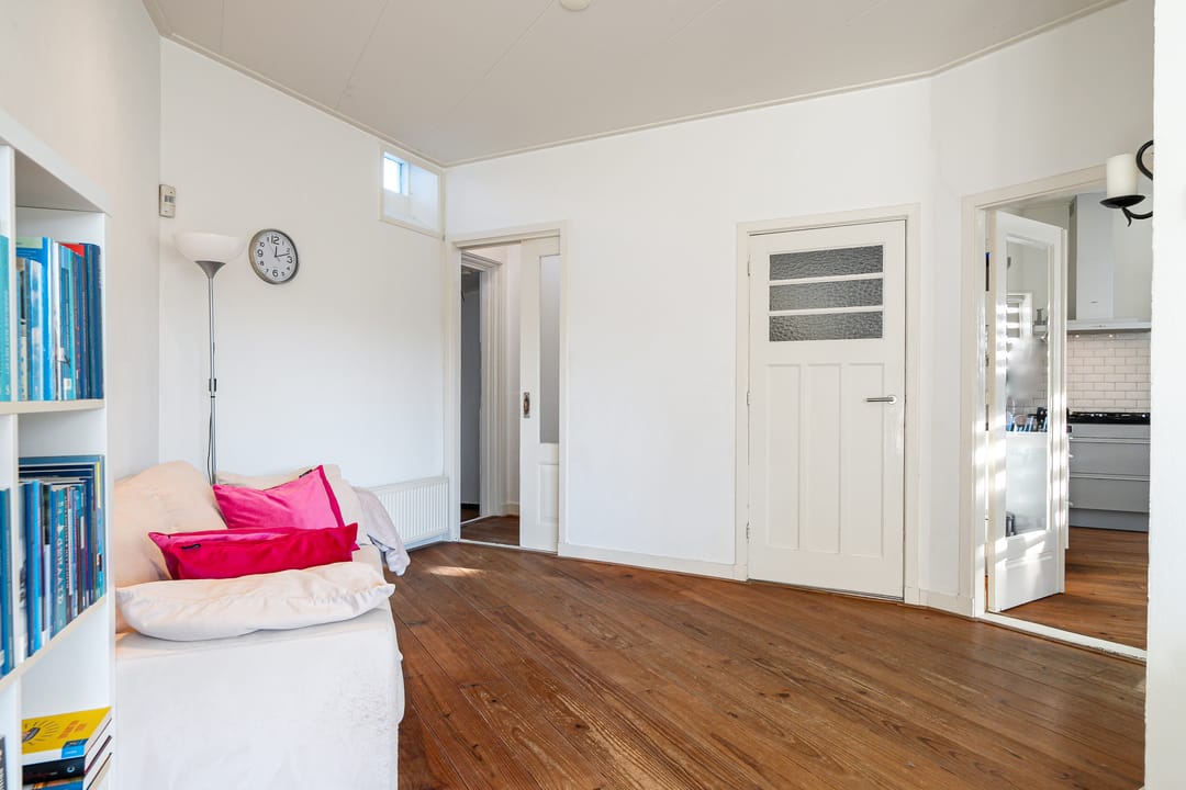 Photo 17 of Carel van Manderstraat 52