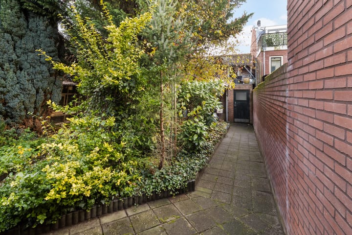 Photo 53 of Langendijk 23