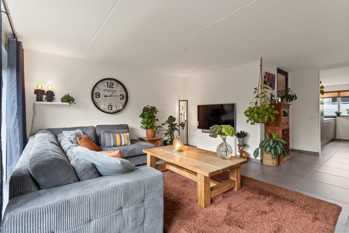 Foto 3 van Picassoweg 68