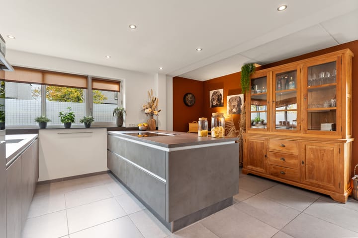 Foto 9 van Picassoweg 68