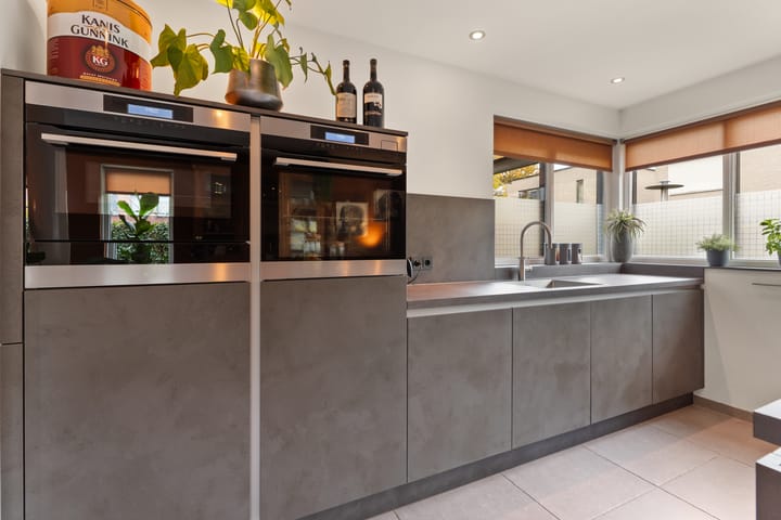 Foto 10 van Picassoweg 68