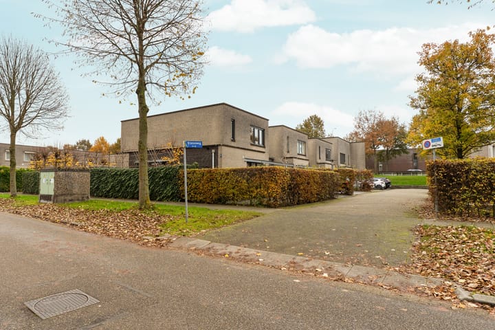 Foto 33 van Picassoweg 68