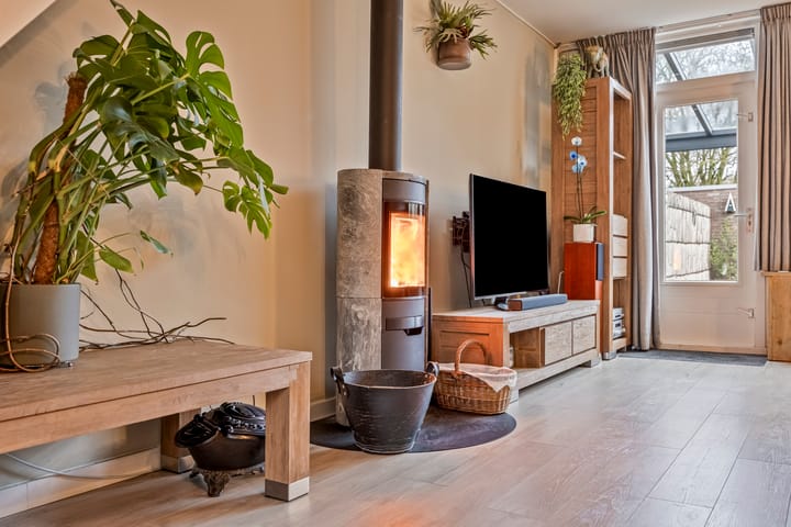 Foto 17 van Helmondstraat 50