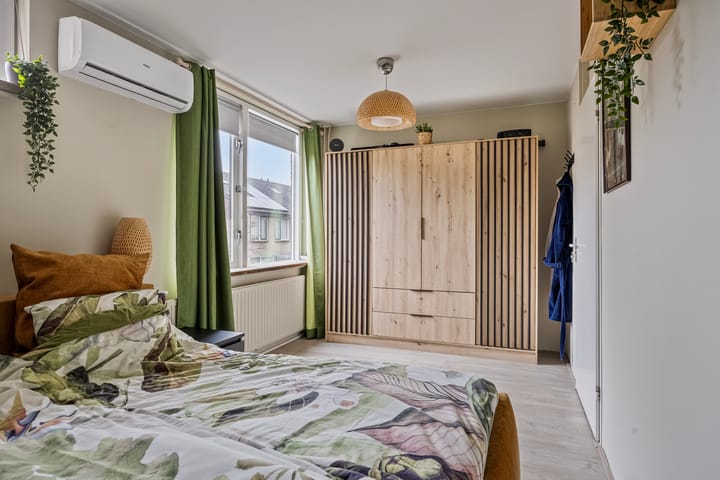 Foto 22 van Helmondstraat 50