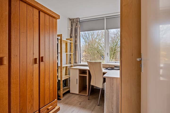 Foto 26 van Helmondstraat 50