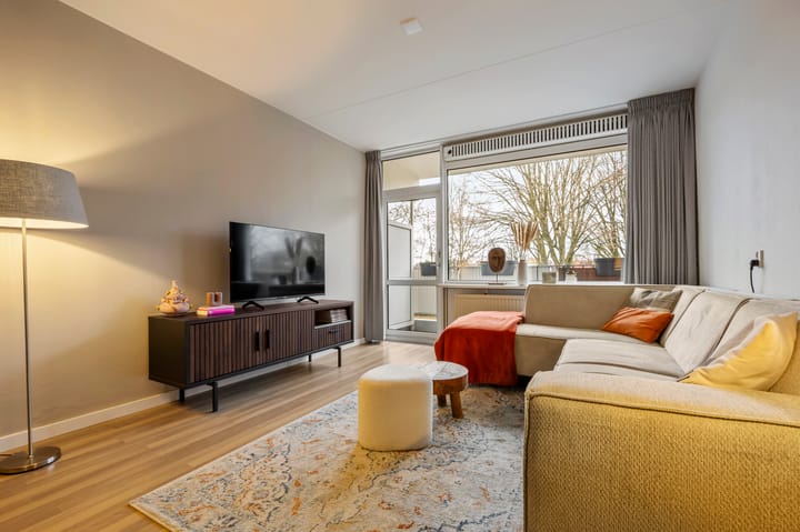 Foto 14 van Narcissenstraat 198