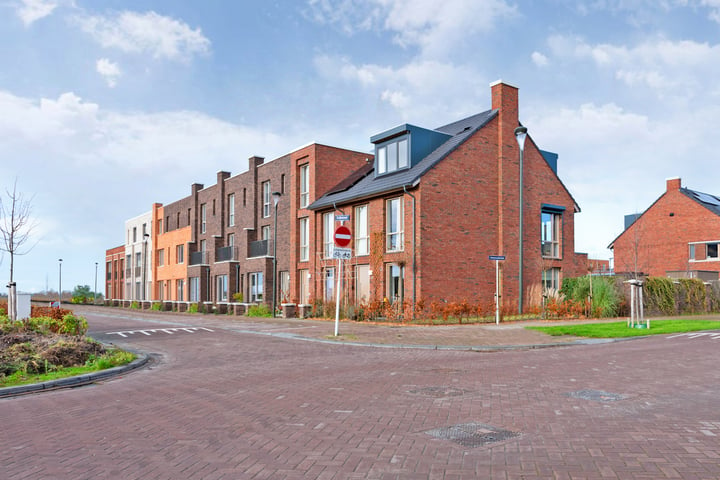 Bekijk foto 36 van Cuijkstraat 19