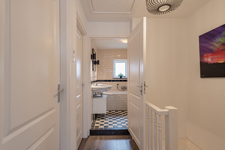 Foto 27 van Oosterstraat 125