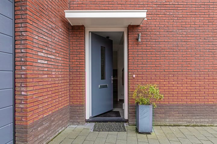 Foto 6 van Carmen 36