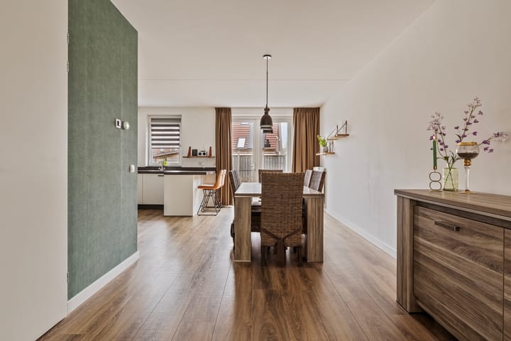 Foto 9 van Carmen 36