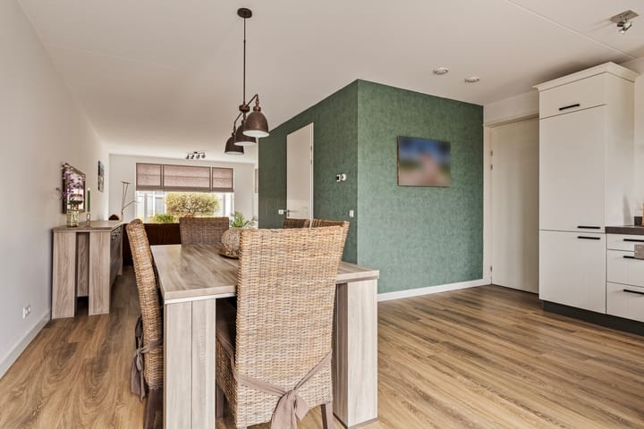 Foto 10 van Carmen 36