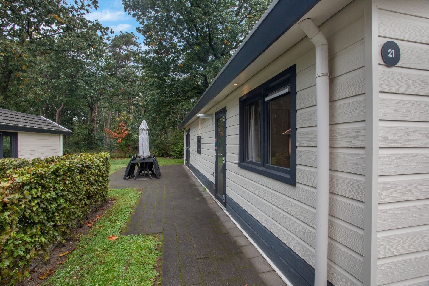 2-bedroom freehold villa in Ede — photo 4 of 5