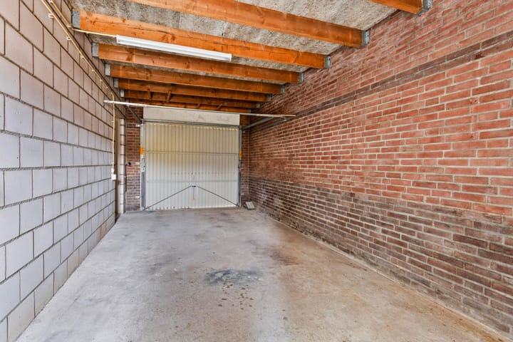 Foto 28 van Hazelaar 44