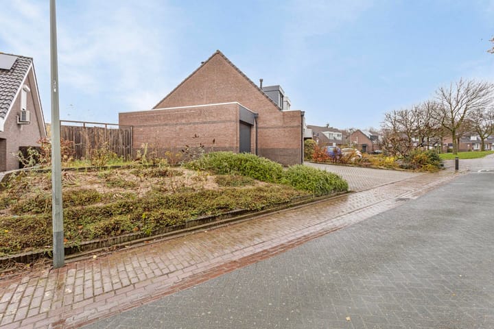 Foto 33 van Hazelaar 44