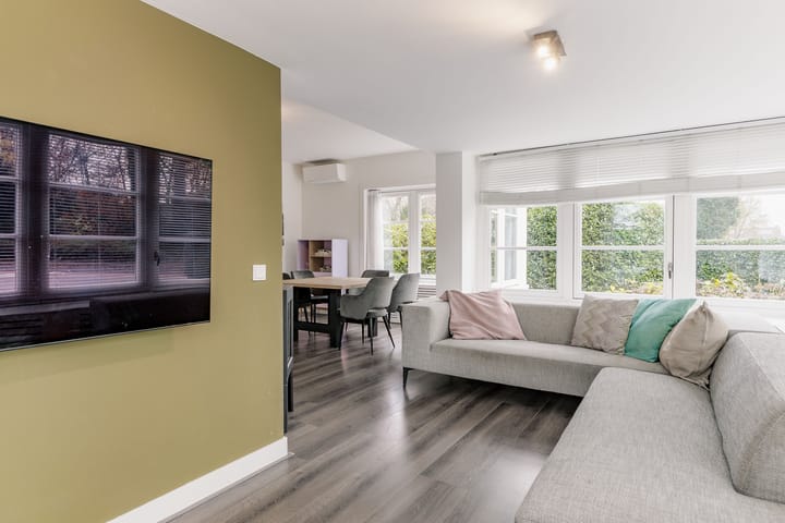 Foto 15 van Nieuw-Loosdrechtsedijk 60